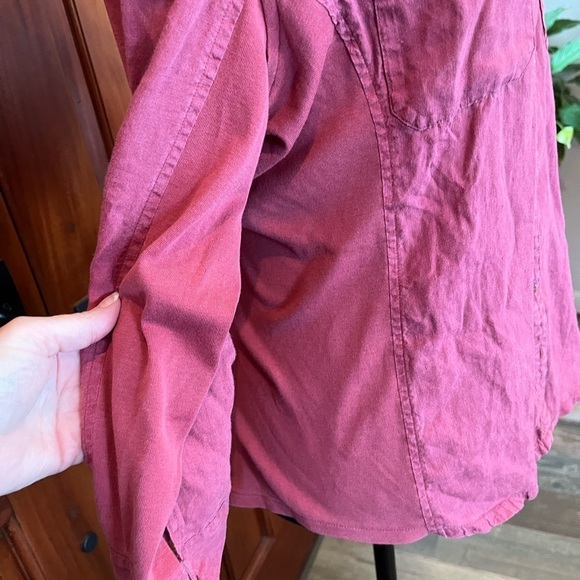 Eileen Fisher Womens Irish Linen Button-Up Shirt Coral Roll-Tab Sleeves Sz M - Picture 9 of 10